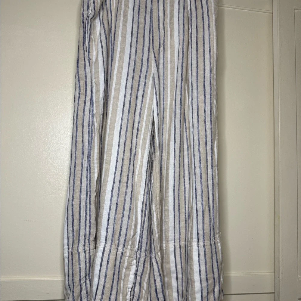 Banana Republic Beige and Navy Striped Linen Blend 3 piece Set - Picture 2 of 5